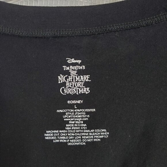 Disney Nightmare Before Christmas Womens Size  L Shirt Crop Tee Halloween Pocket - Picture 4 of 6